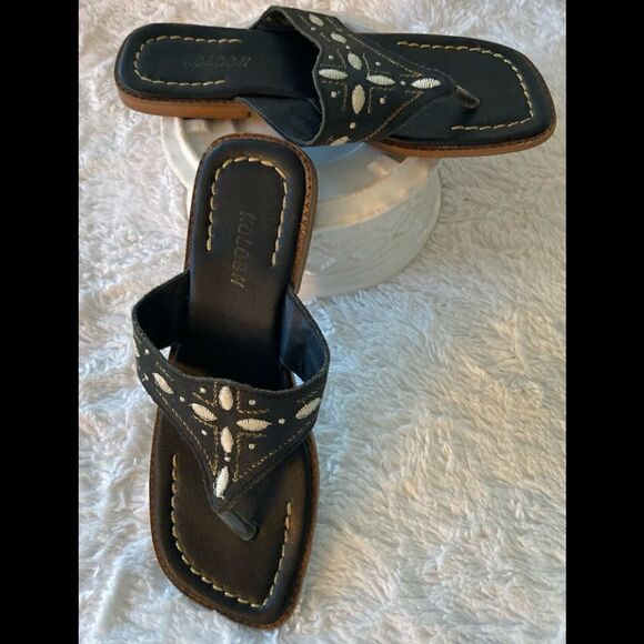 Kolosh Black & Tan Sandals 6 - Picture 5 of 6